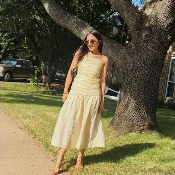 Beautiful Zara NWT draped pale yellow dress Medium - Picture 12 of 14